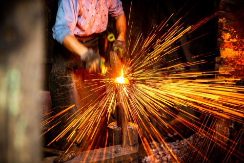 李金雄 铁花四射