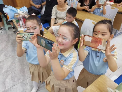 王家臣 小小摄影师