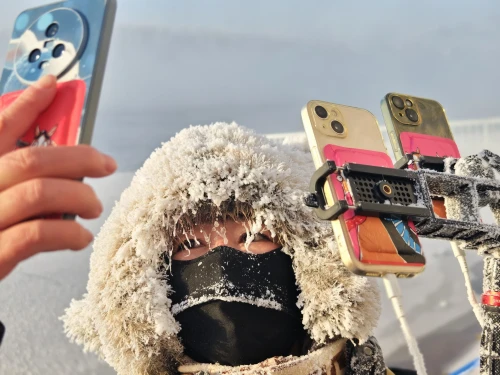 胡云吉 风雪直播