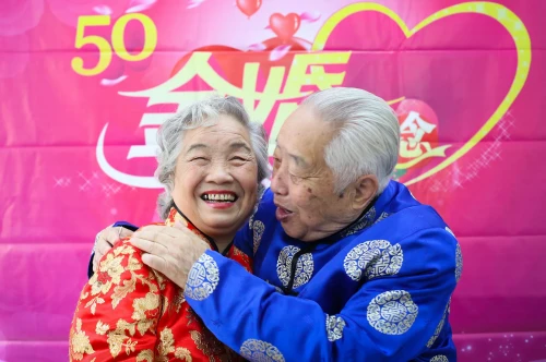 竺仕宝 金婚老人